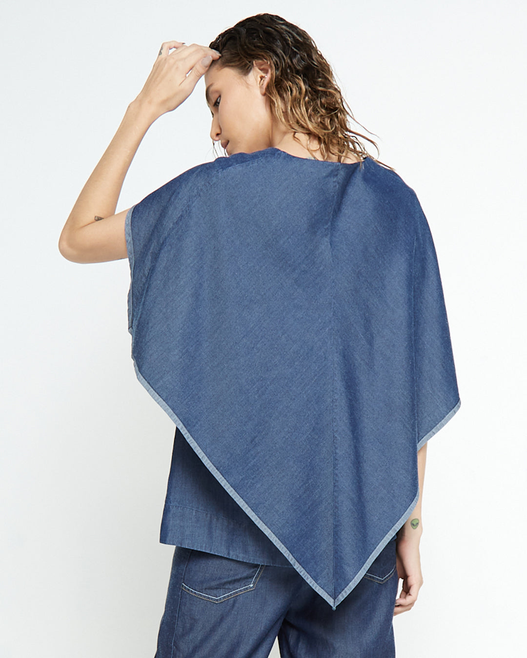 Blusa CISNE