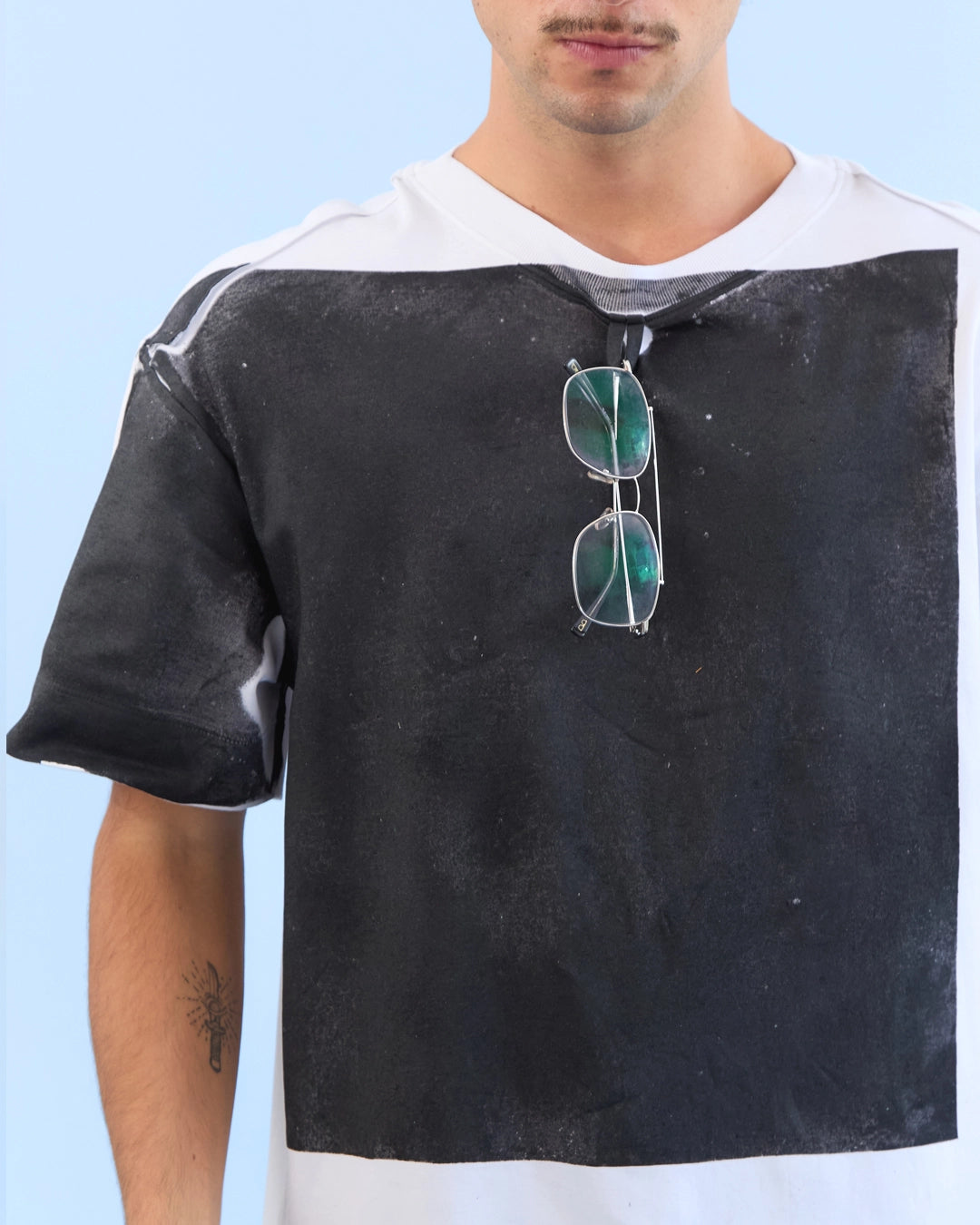Camiseta VERTICAL RECTANGULO BLANCA
